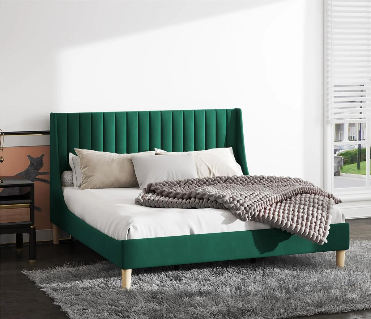 Queen Size Green Velvet Platform Bed Frame W294378
