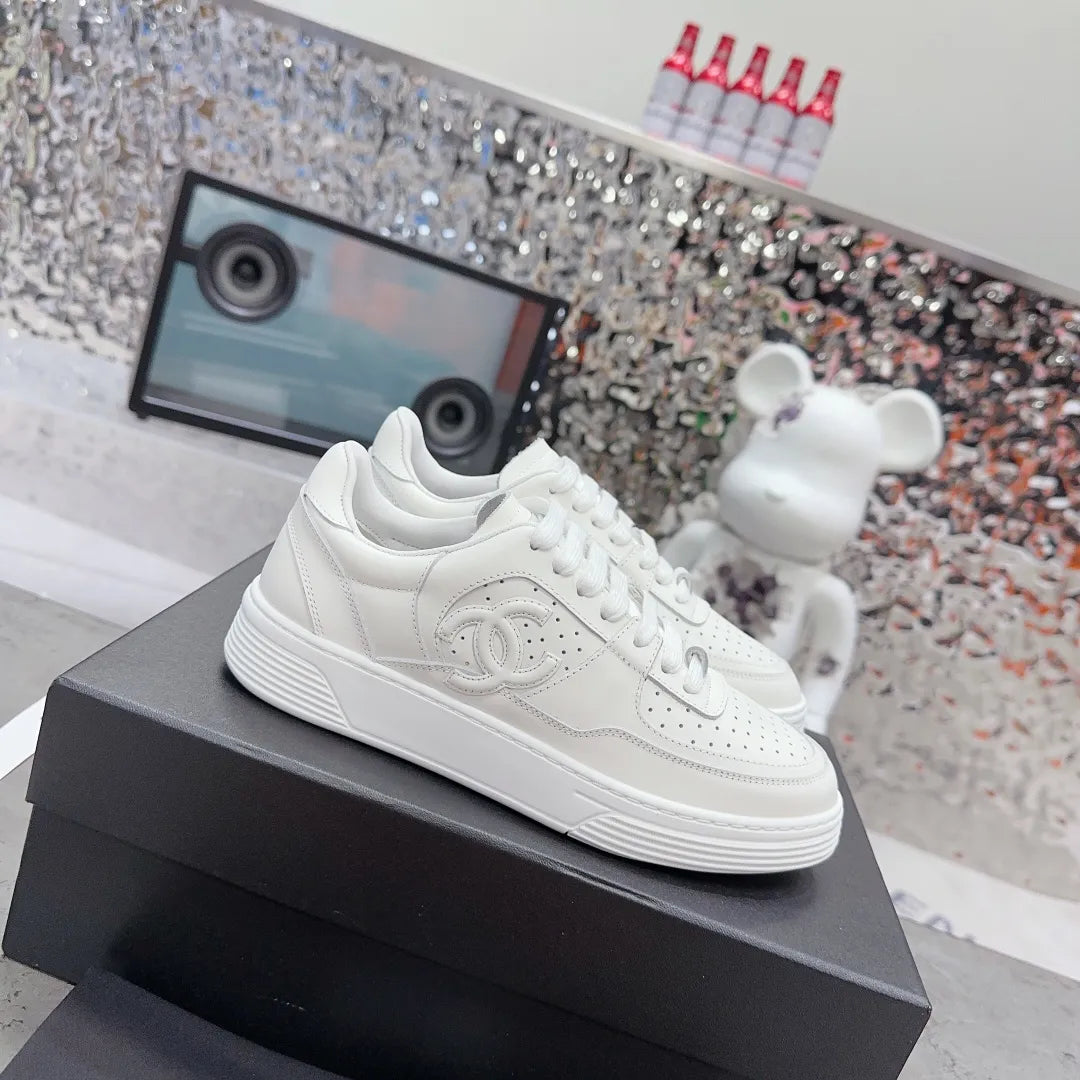Women Shoes Q44739