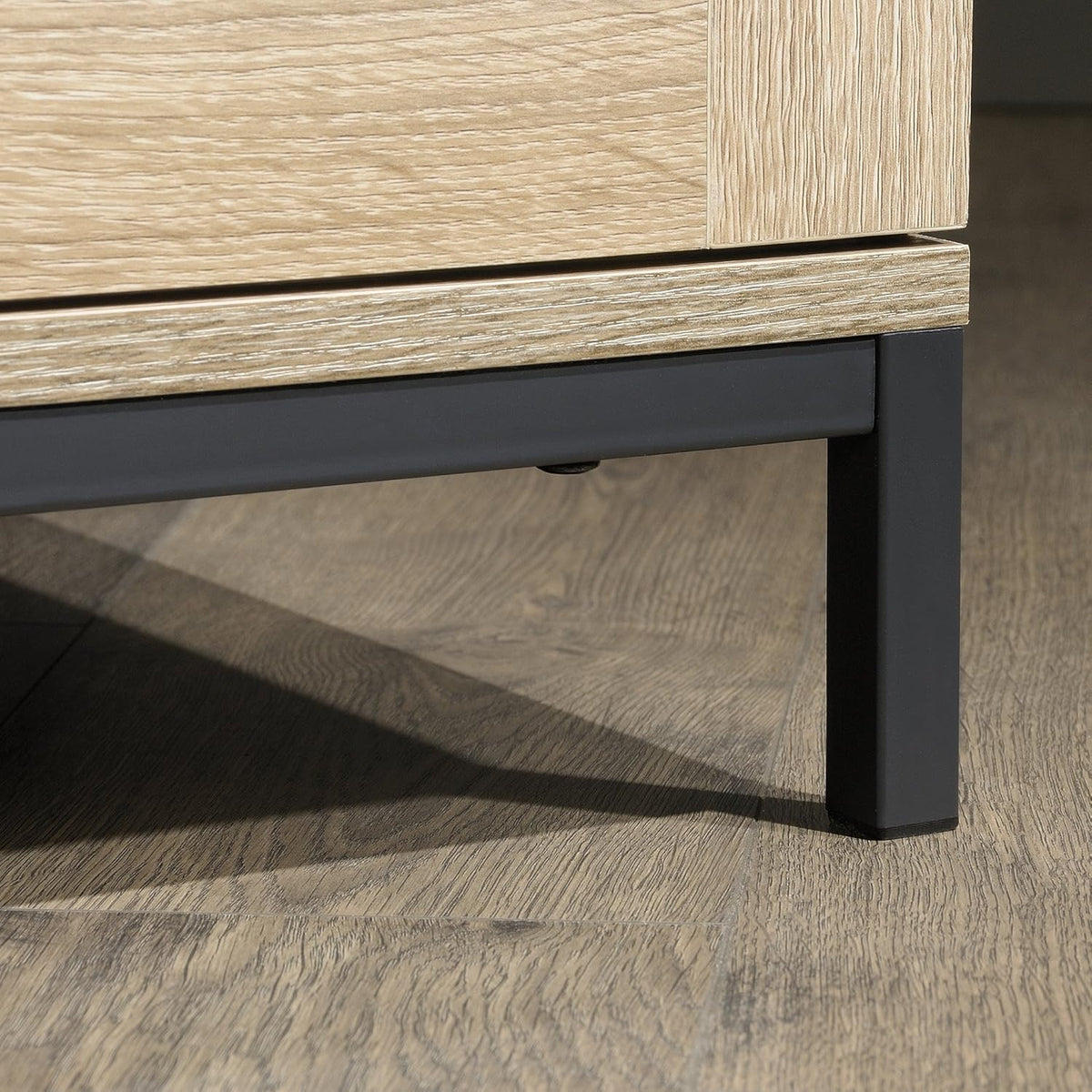 Display Cabinet E6042