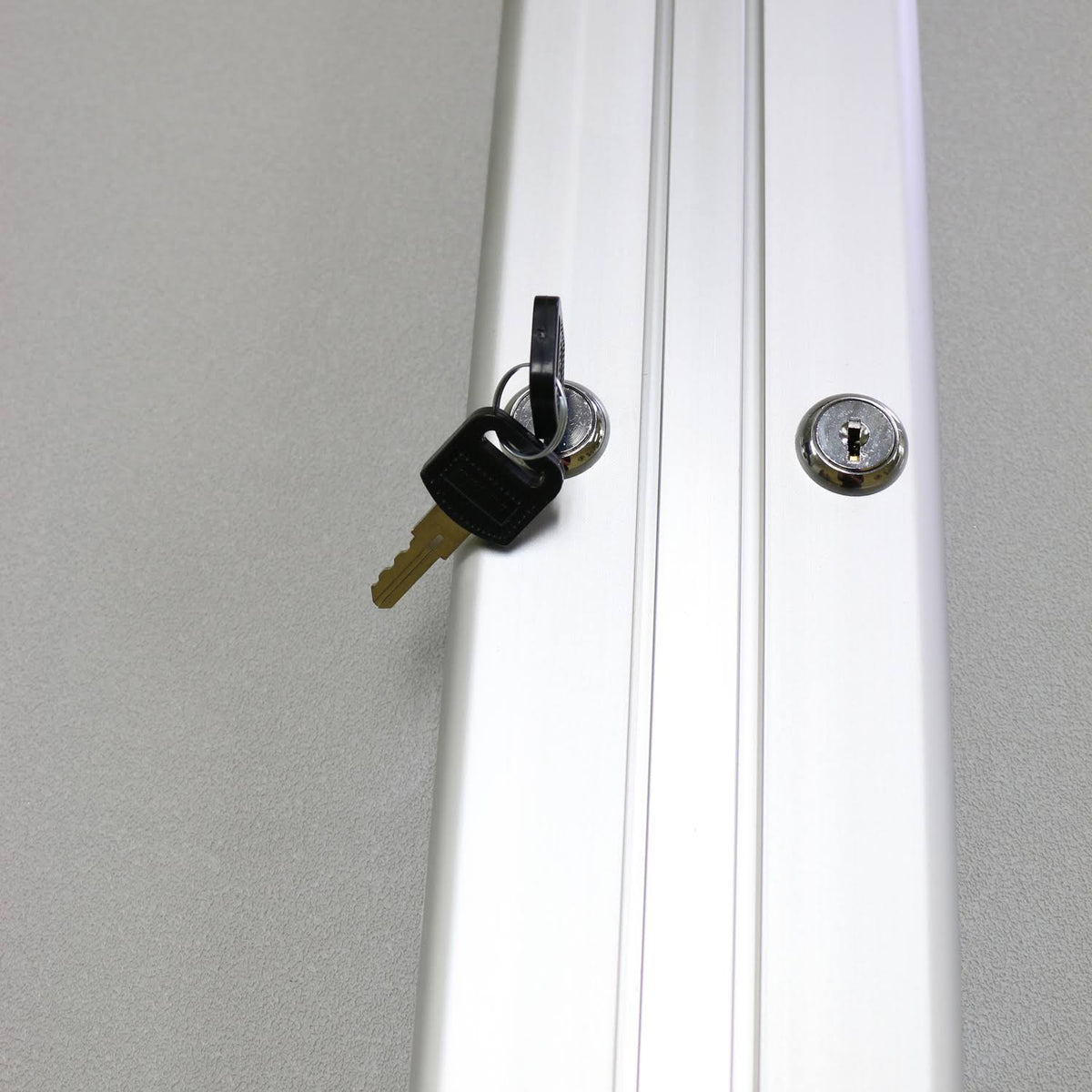 2 Door Enclosed Vinyl Bulletin Board Q620091