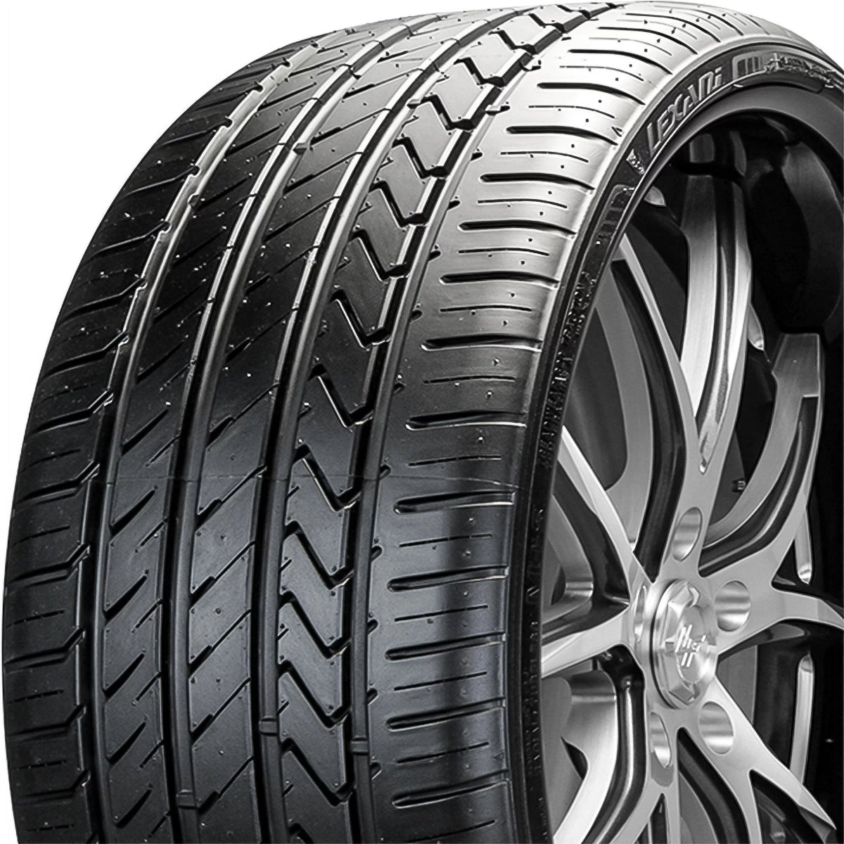 275/40R19 105W XL All Season Tire X2742
