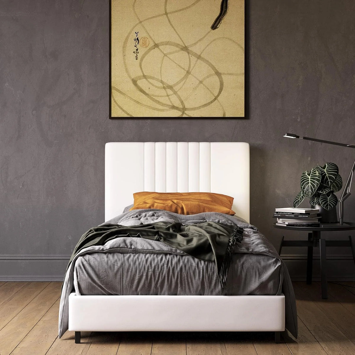 White Faux Leather Upholstered Platform Bed With Tufted Headboard G6857