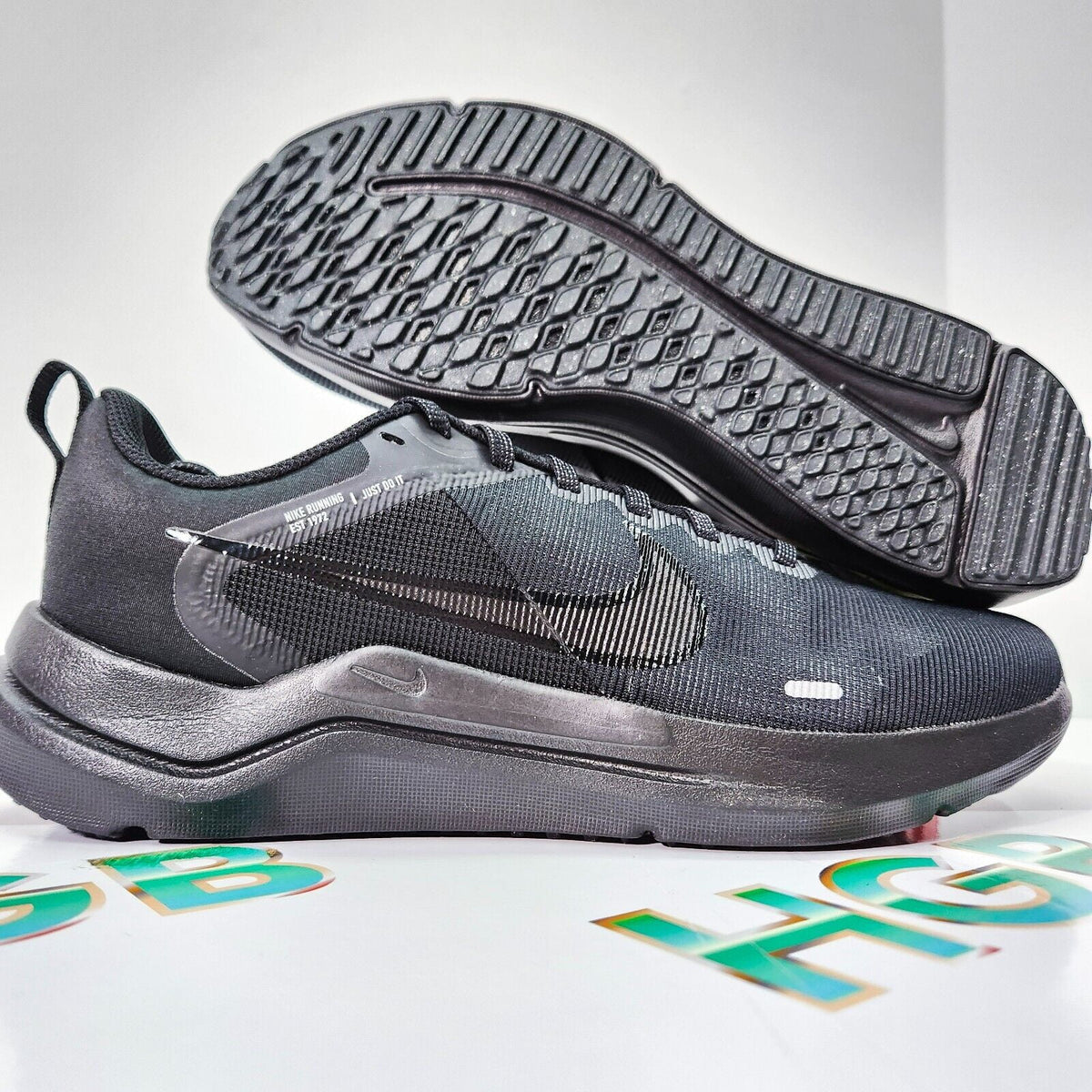 Black Grey Men's Running Shoes N220547