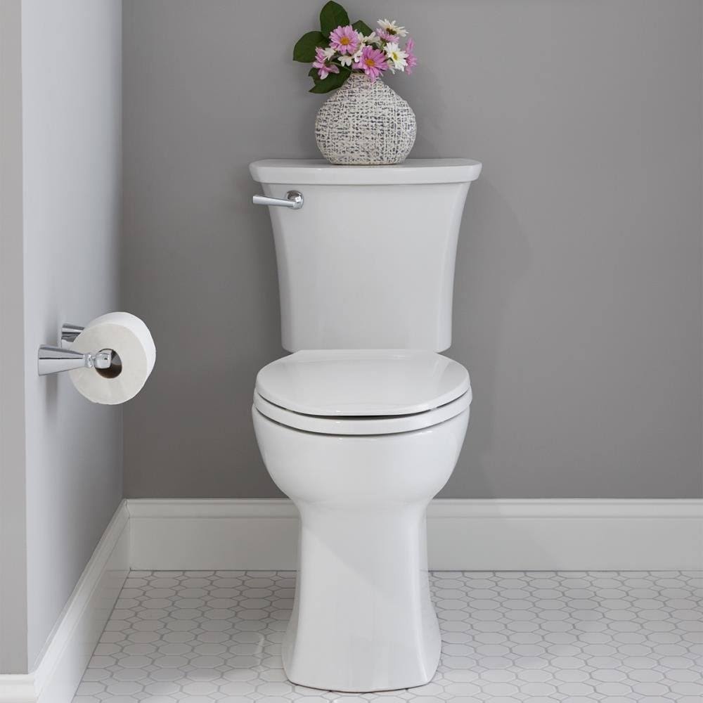 White Elongated 2-Piece Toilet M8739