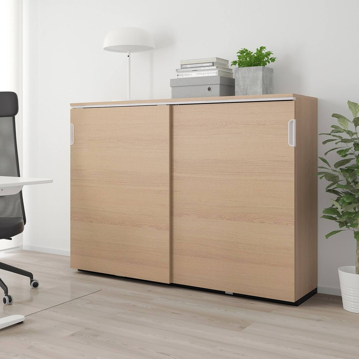 White Stained Oak Veneer Cabinet with Sliding Doors K1998