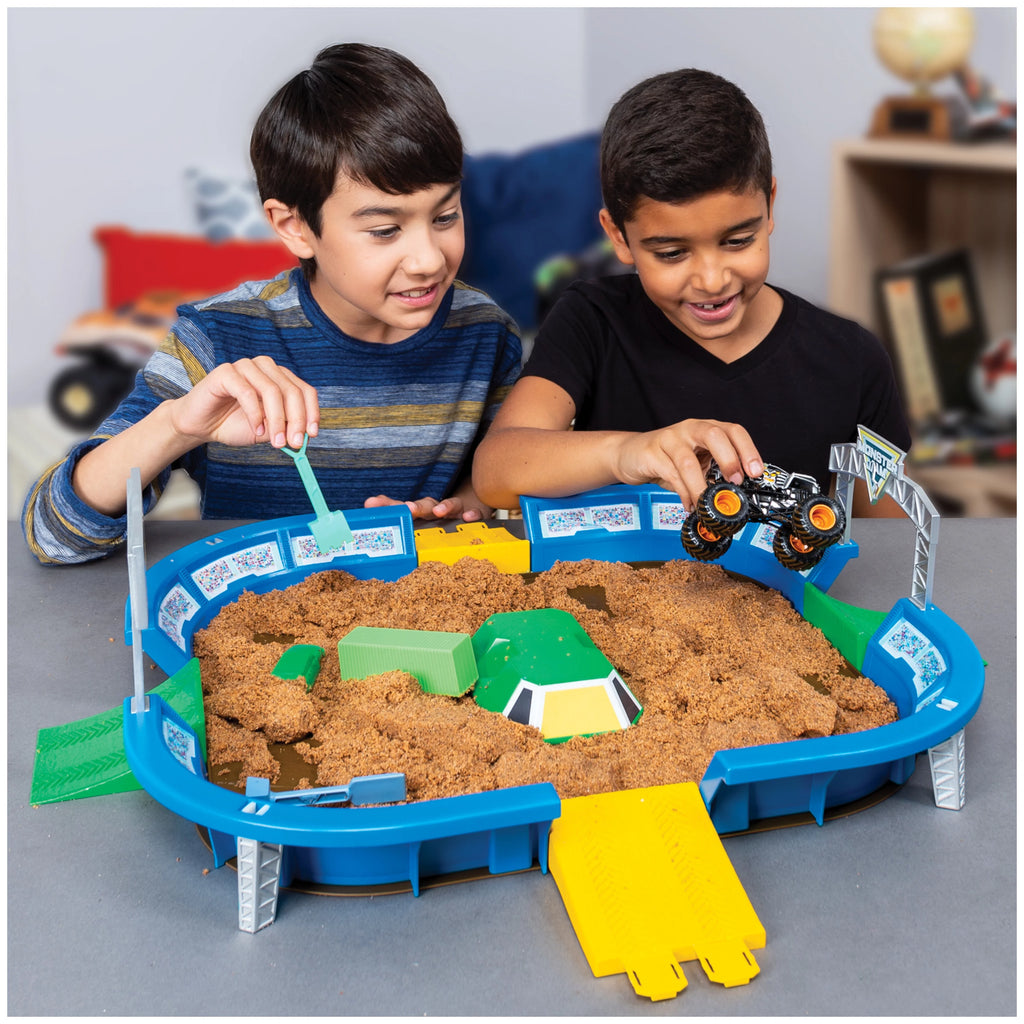 24-Inch Playset with 2lbs of Monster Dirt and 1:64 Scale Die-Cast Truck D46669