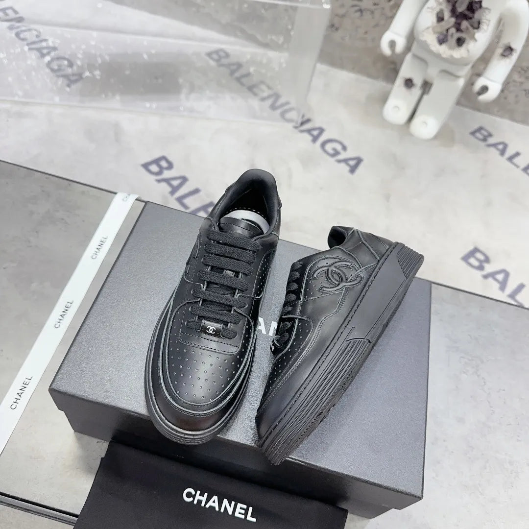 Women Shoes Q44739