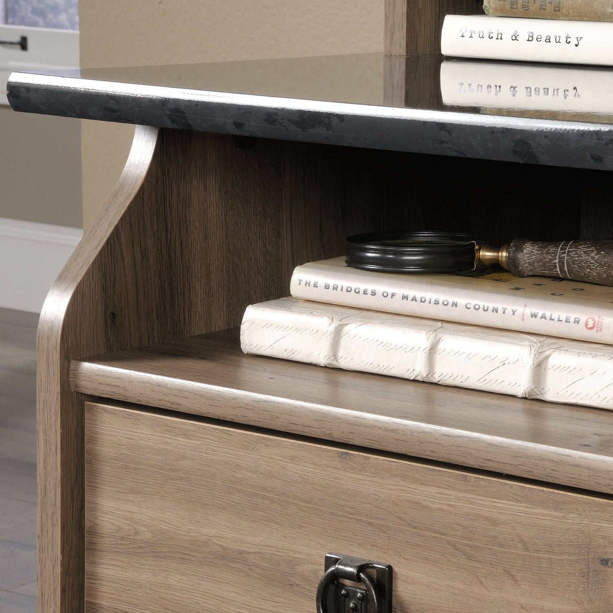 Desk Q2051