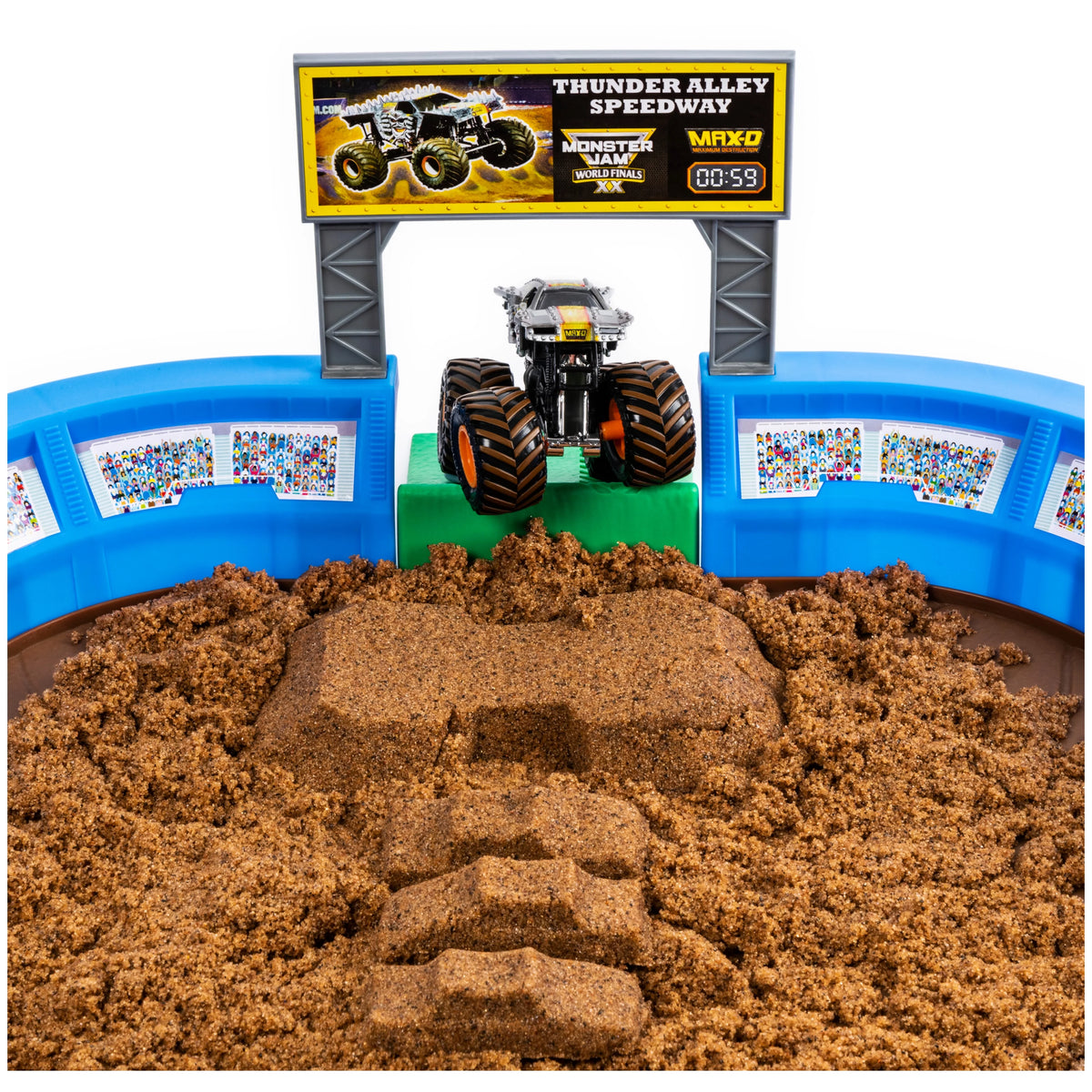 24-Inch Playset with 2lbs of Monster Dirt and 1:64 Scale Die-Cast Truck D46669